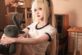 Cos 穹妹：体操服·小憩